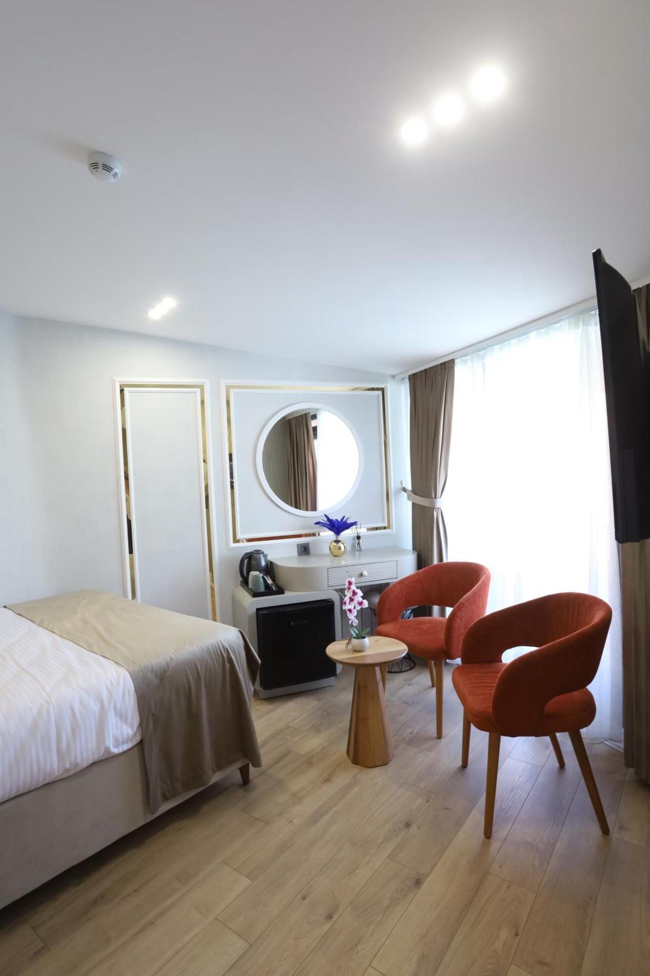 The Aramis Galata
